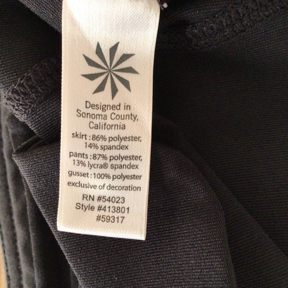 Athleta cropped skirted leggings. - Picture 10 of 11